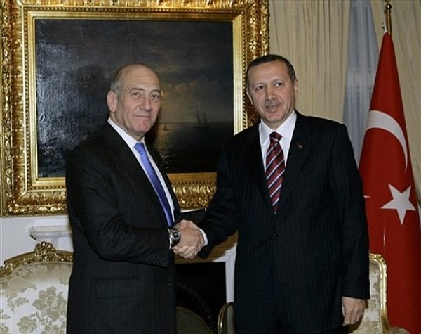 Turkey's Prime Minister Recep Tayyip Erdogan and Israeli Prime Minister Ehud Olmert, Ankara, 22 December 2008